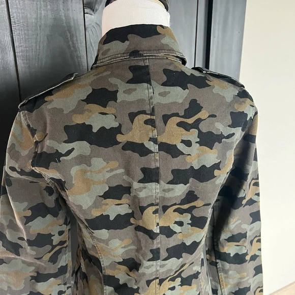 NWOT L'AGENCE Cromwell Camouflage Military Jacket Green Multi Casual Women Small - Picture 11 of 14